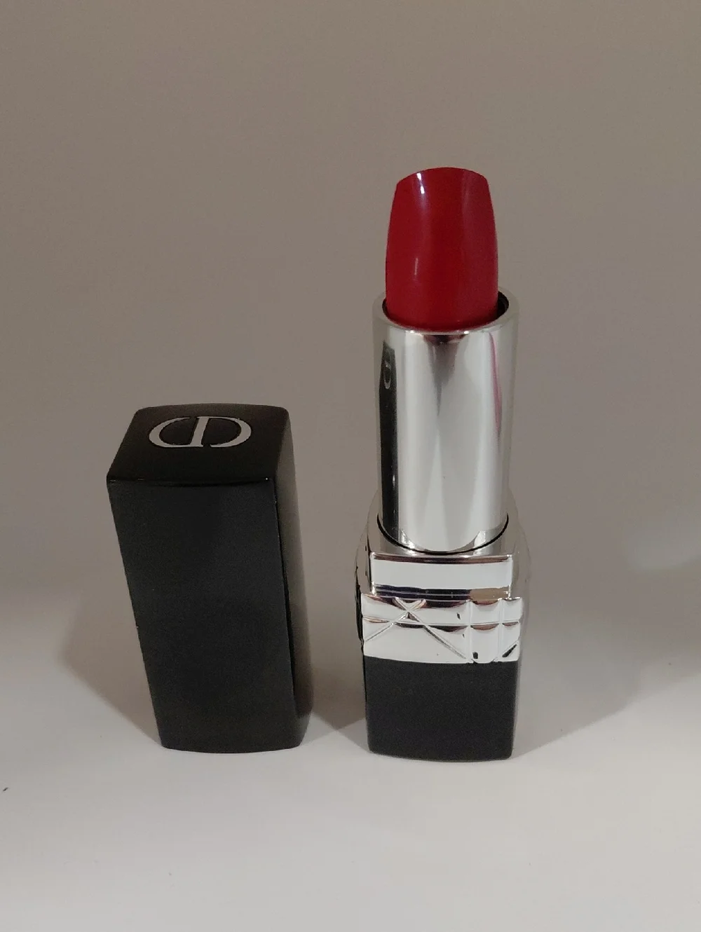 Dior Lipstick in Classic Viberant Red #999